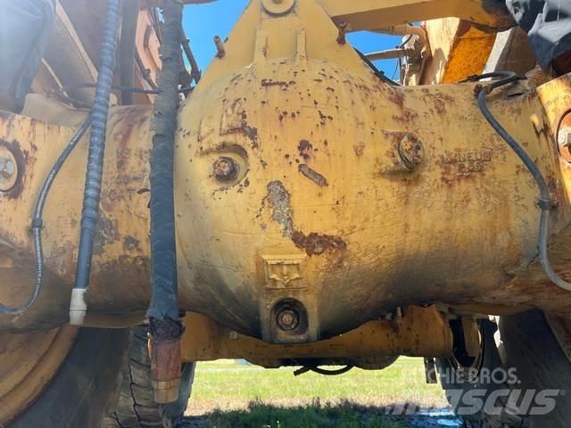 CAT 777D Строительная техника - Другие