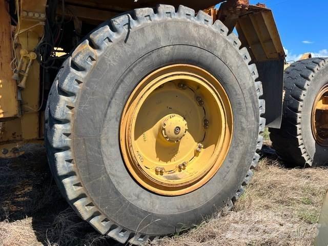 CAT 777D Строительная техника - Другие