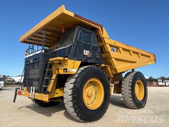 CAT 777E Шарнирно-сочленённые самосвалы
