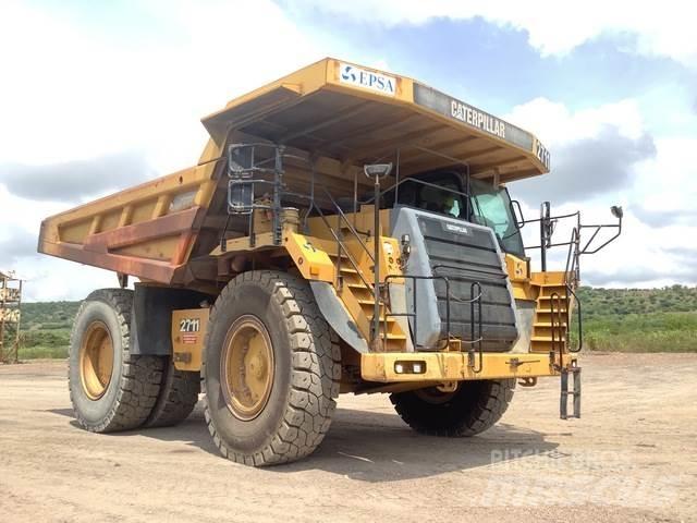 CAT 777F Шарнирно-сочленённые самосвалы