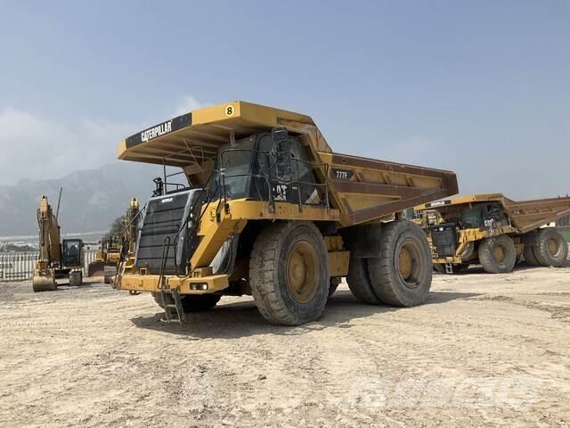 CAT 777F Шарнирно-сочленённые самосвалы
