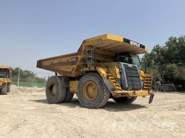CAT 777F Шарнирно-сочленённые самосвалы