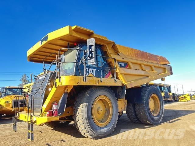 CAT 777F Шарнирно-сочленённые самосвалы