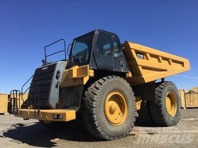 CAT 777F Шарнирно-сочленённые самосвалы