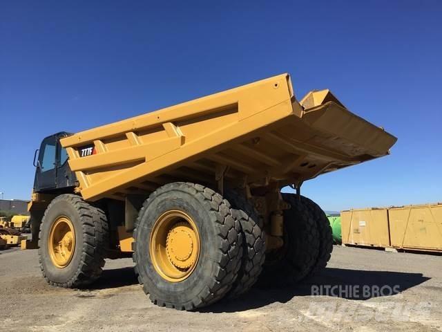 CAT 777F Шарнирно-сочленённые самосвалы