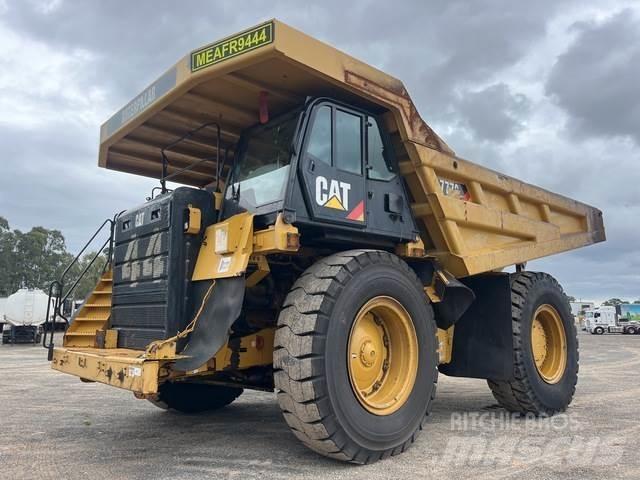 CAT 777G Шарнирно-сочленённые самосвалы
