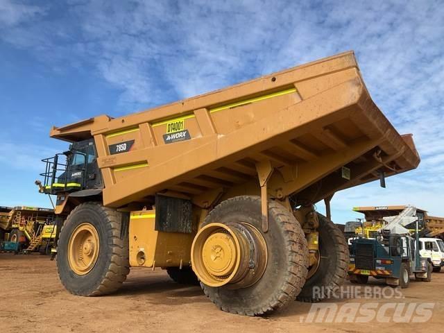 CAT 785D Шарнирно-сочленённые самосвалы