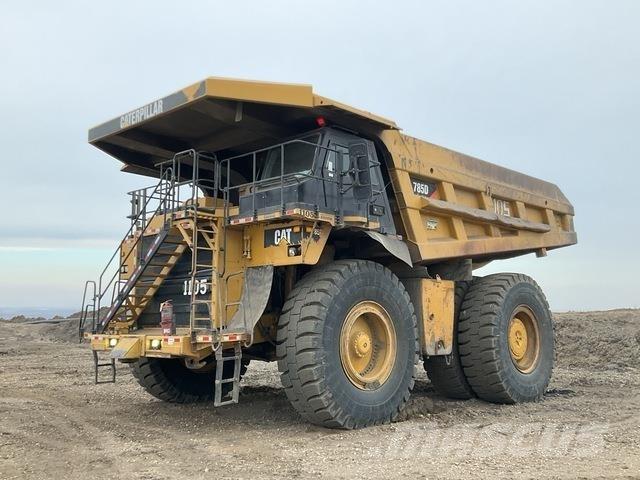 CAT 785D Шарнирно-сочленённые самосвалы