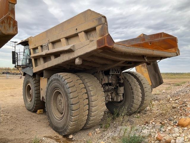 CAT 785D Шарнирно-сочленённые самосвалы