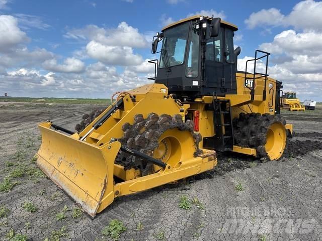 CAT 815 Уплотнители грунта