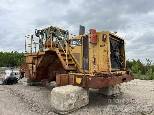 CAT 836G Уплотнители грунта