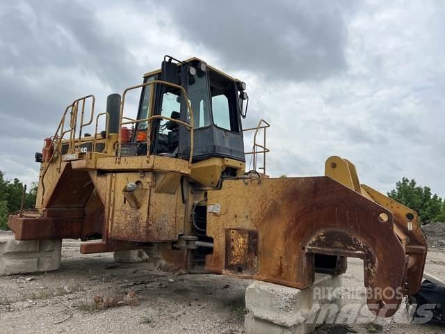CAT 836G Уплотнители грунта