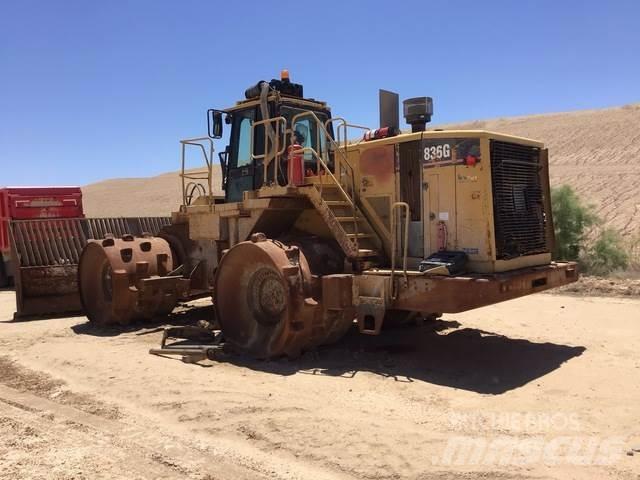 CAT 836G Уплотнители грунта