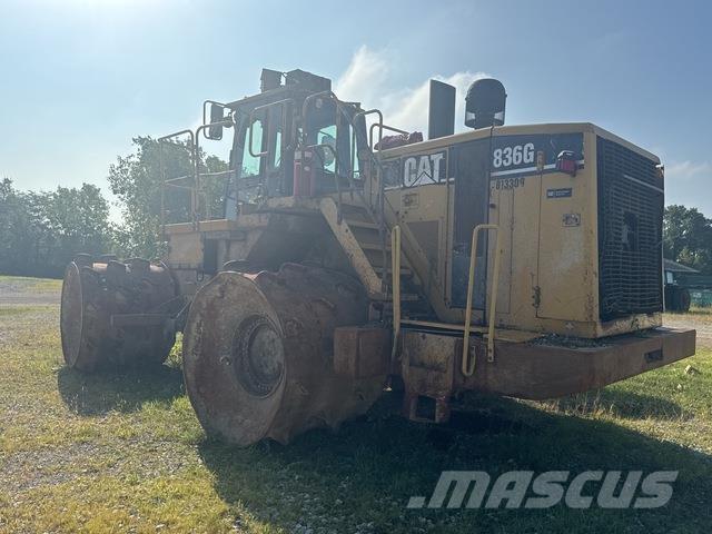 CAT 836G Уплотнители грунта