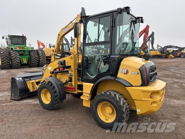 CAT 903D Фронтальные погрузчики