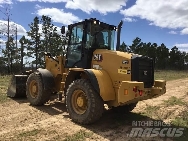 CAT 920 Фронтальные погрузчики