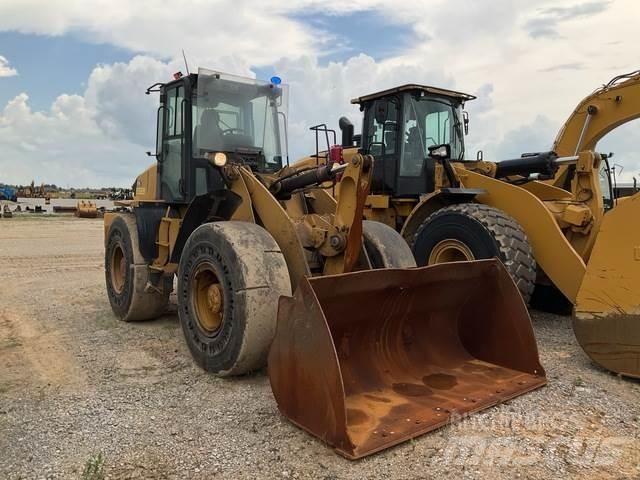 CAT 920 Фронтальные погрузчики