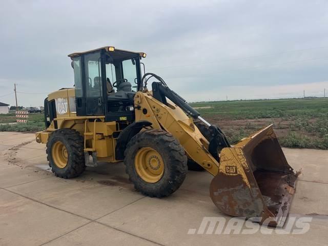 CAT 924G Фронтальные погрузчики
