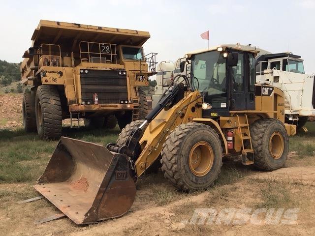 CAT 924H Фронтальные погрузчики