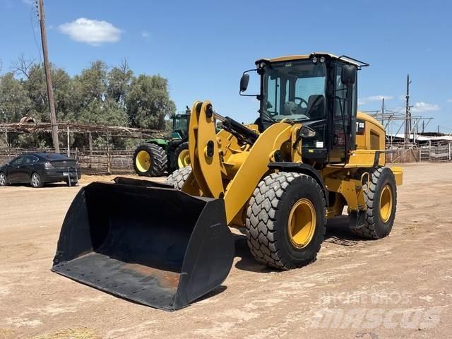 CAT 924K Фронтальные погрузчики