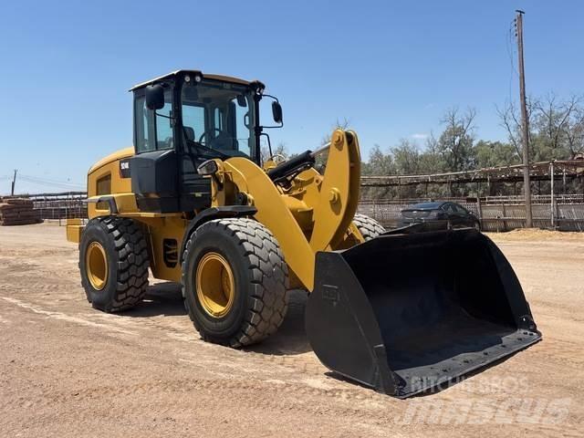 CAT 924K Фронтальные погрузчики