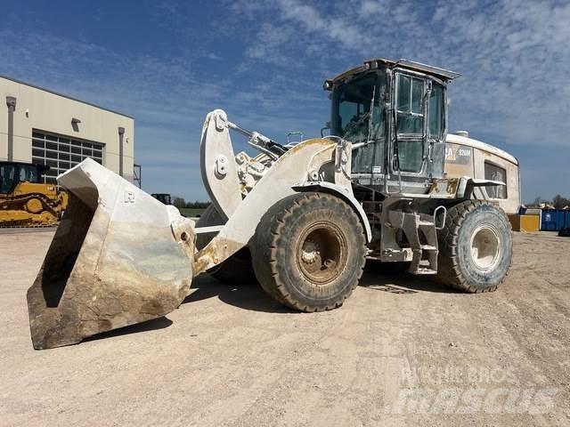 CAT 926M Фронтальные погрузчики