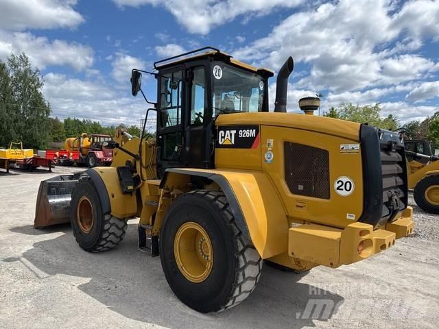 CAT 926M Фронтальные погрузчики
