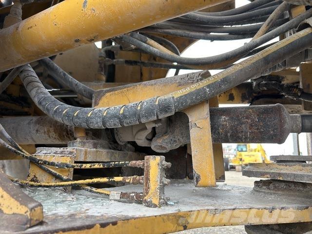 CAT 928G Фронтальные погрузчики