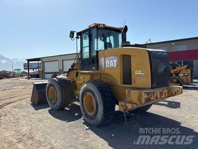 CAT 930G Фронтальные погрузчики