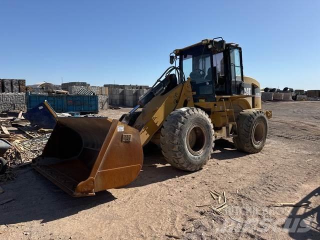 CAT 930G Фронтальные погрузчики