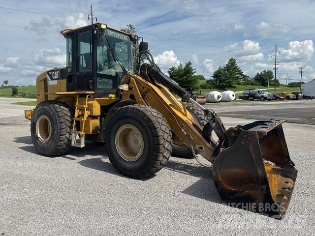 CAT 930H Фронтальные погрузчики