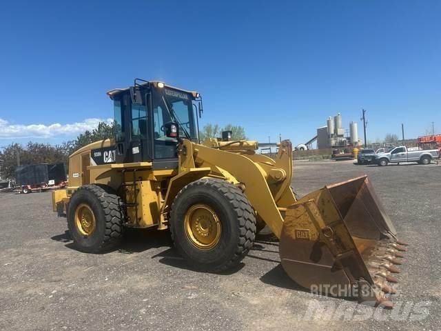 CAT 938H Фронтальные погрузчики