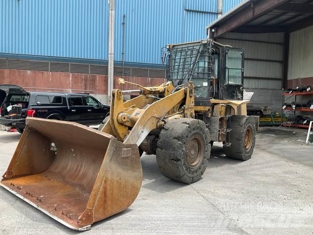 CAT 938H Фронтальные погрузчики