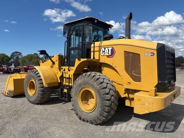CAT 950 GC Фронтальные погрузчики