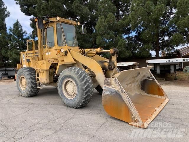 CAT 950B Фронтальные погрузчики