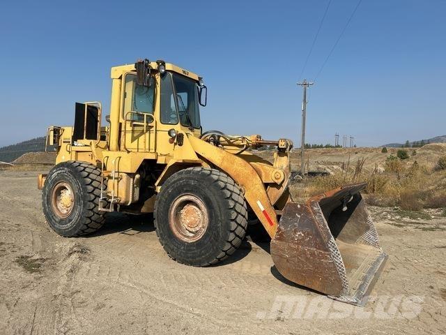 CAT 950E Фронтальные погрузчики