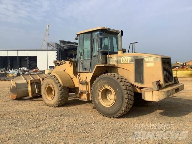 CAT 950G Фронтальные погрузчики