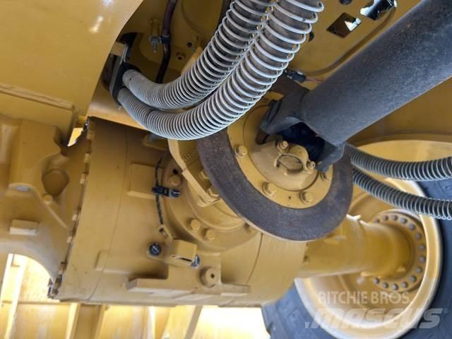 CAT 950MZ Фронтальные погрузчики