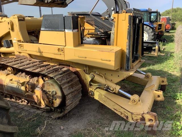 CAT 953C Гусеничные фронтальные погрузчики
