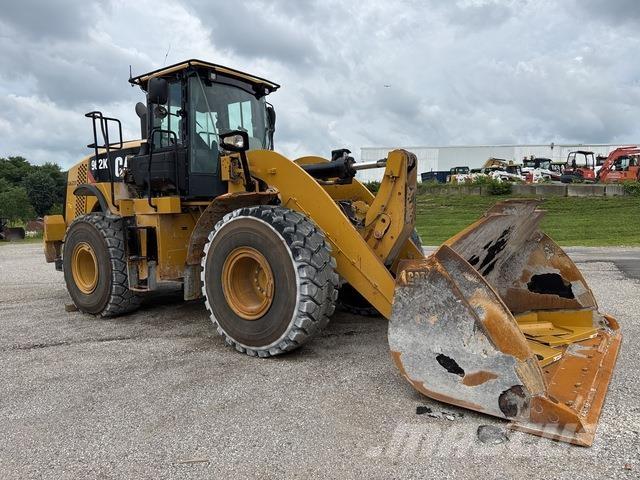 CAT 962K Фронтальные погрузчики