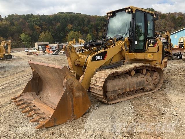 CAT 963D Гусеничные фронтальные погрузчики