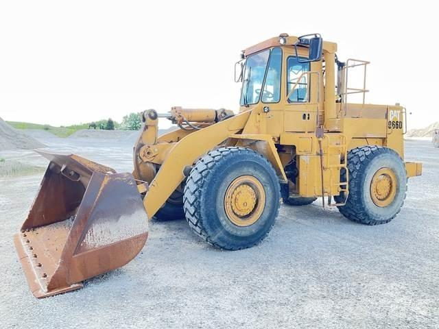CAT 966D Фронтальные погрузчики