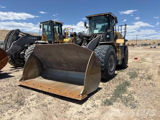 CAT 966K Фронтальные погрузчики