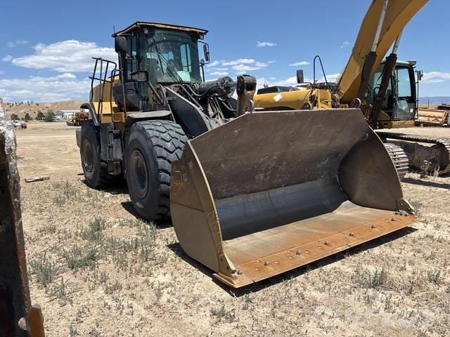 CAT 966K Фронтальные погрузчики