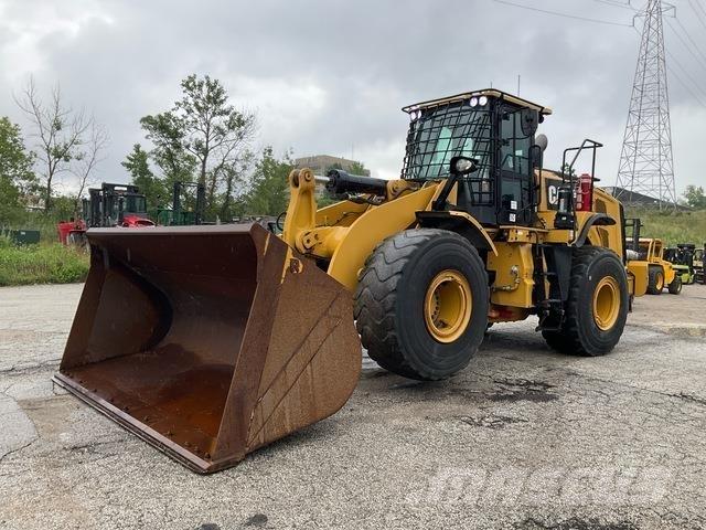 CAT 966M Фронтальные погрузчики