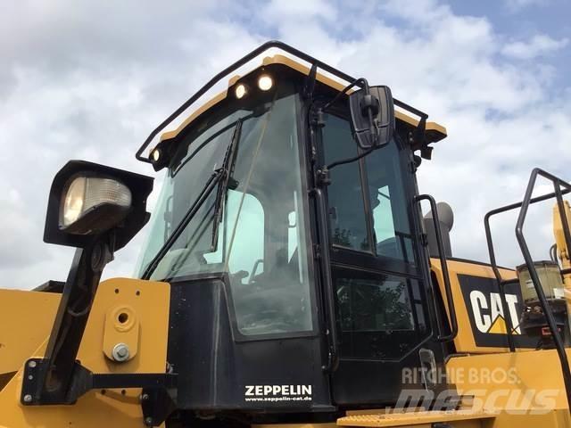 CAT 966M Строительная техника - Другие