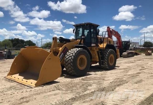 CAT 972 Фронтальные погрузчики