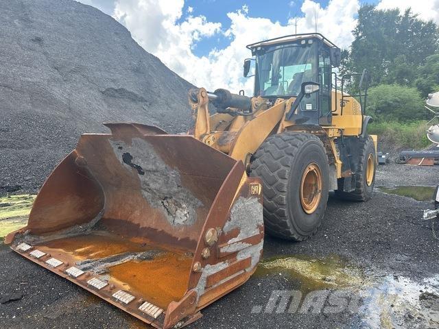CAT 972M Фронтальные погрузчики