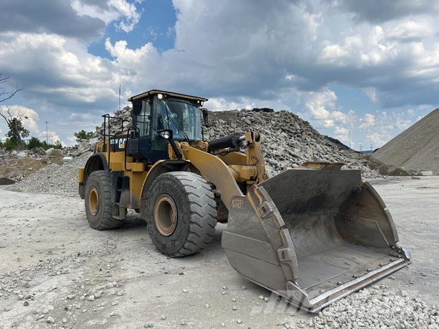 CAT 972M Фронтальные погрузчики