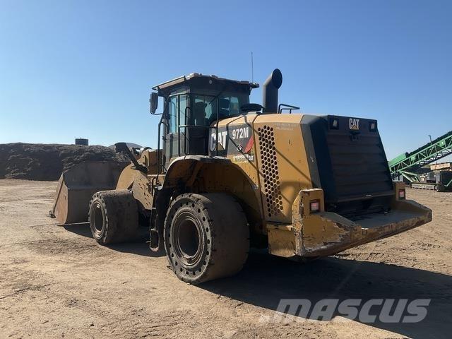 CAT 972M Фронтальные погрузчики